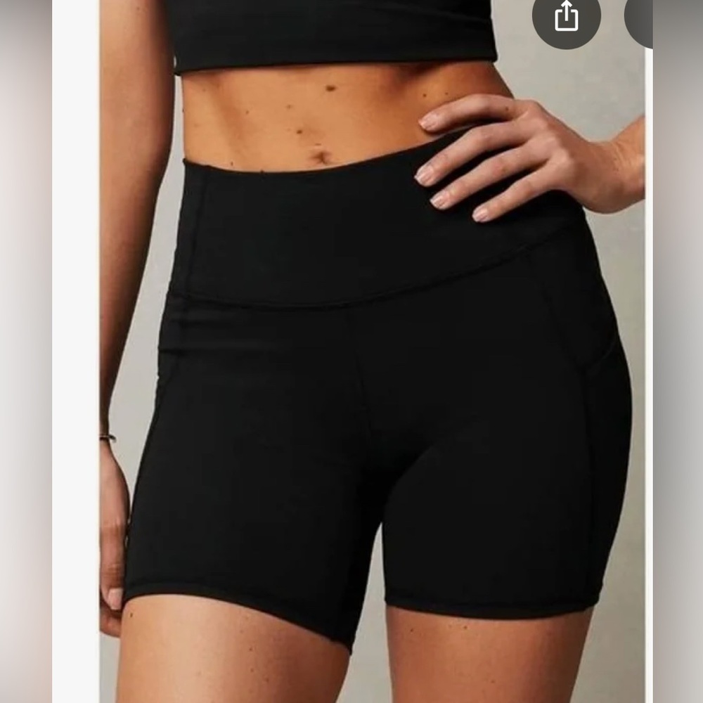 Fabletics Oasis PureLuxe High-Waisted 6'' Short Bike Pockets Black Size S